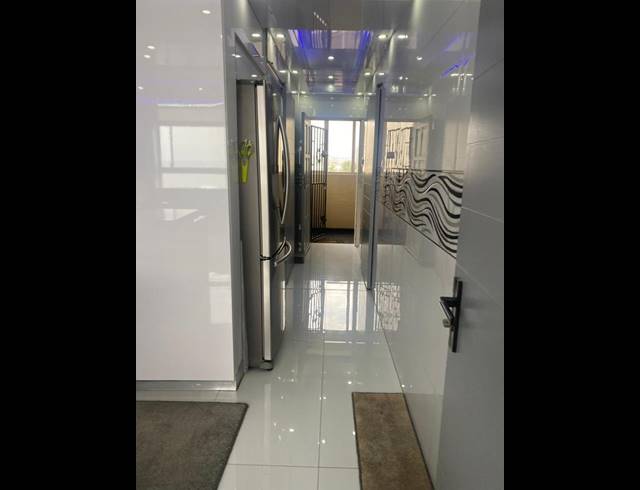 2 BEDROOM APARTMENT FOR SALE IN NORTH BEACH